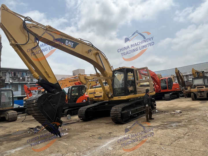 Excellent Used Cheap Caterpillar Cat 325bl excavator Second Hand cat325bl earth-moving digger With Perfect Function in stock - Excavadora de cadenas: foto 5 Excellent Used Cheap Caterpillar Cat 325bl excavator Second Hand cat325bl earth-moving digger With Perfect Function in stock - Excavadora de cadenas: foto 5