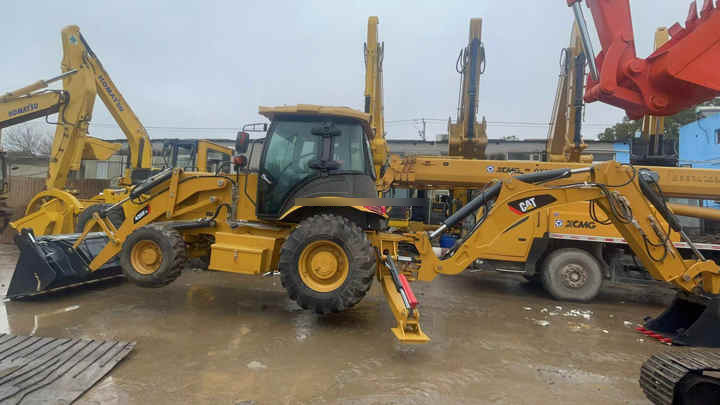 HT636 Mini Tractor with Front End Loader and Backhoe Efficient Cat 420F2 Backhoe Loader Weichai Engine New Condition - Retroexcavadora: foto 3 HT636 Mini Tractor with Front End Loader and Backhoe Efficient Cat 420F2 Backhoe Loader Weichai Engine New Condition - Retroexcavadora: foto 3