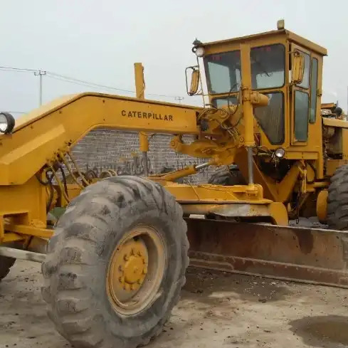Hot sale Used Tractor Cater CAT 140G Used Machine Motor Graders in good condition - Grader: foto 1 Hot sale Used Tractor Cater CAT 140G Used Machine Motor Graders in good condition - Grader: foto 1