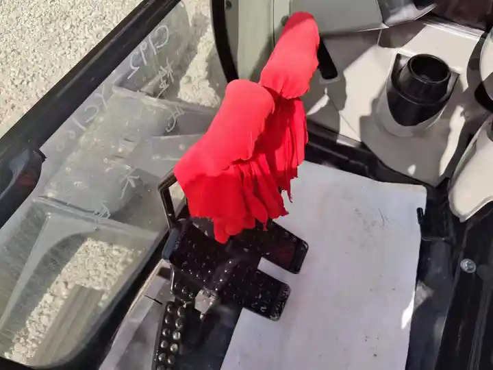 Hydraulic Hitachi Used Small Excavator Zx70 With Ripper 7ton Used Excavator Factory Price From In Shanghai - Excavadora de cadenas: foto 5 Hydraulic Hitachi Used Small Excavator Zx70 With Ripper 7ton Used Excavator Factory Price From In Shanghai - Excavadora de cadenas: foto 5