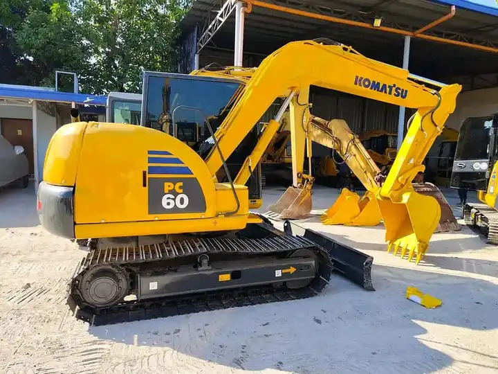 Excavadora Japan Second Hand Used Hydraulic Crawler Excavator PC55 PC60 PC35 PC120 Digger Komatsu PC60-7 Excavator: foto 6 Excavadora Japan Second Hand Used Hydraulic Crawler Excavator PC55 PC60 PC35 PC120 Digger Komatsu PC60-7 Excavator: foto 6