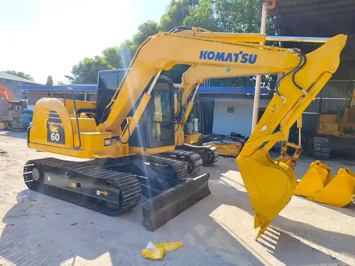 Excavadora Japan Second Hand Used Hydraulic Crawler Excavator PC55 PC60 PC35 PC120 Digger Komatsu PC60-7 Excavator: foto 7 Excavadora Japan Second Hand Used Hydraulic Crawler Excavator PC55 PC60 PC35 PC120 Digger Komatsu PC60-7 Excavator: foto 7