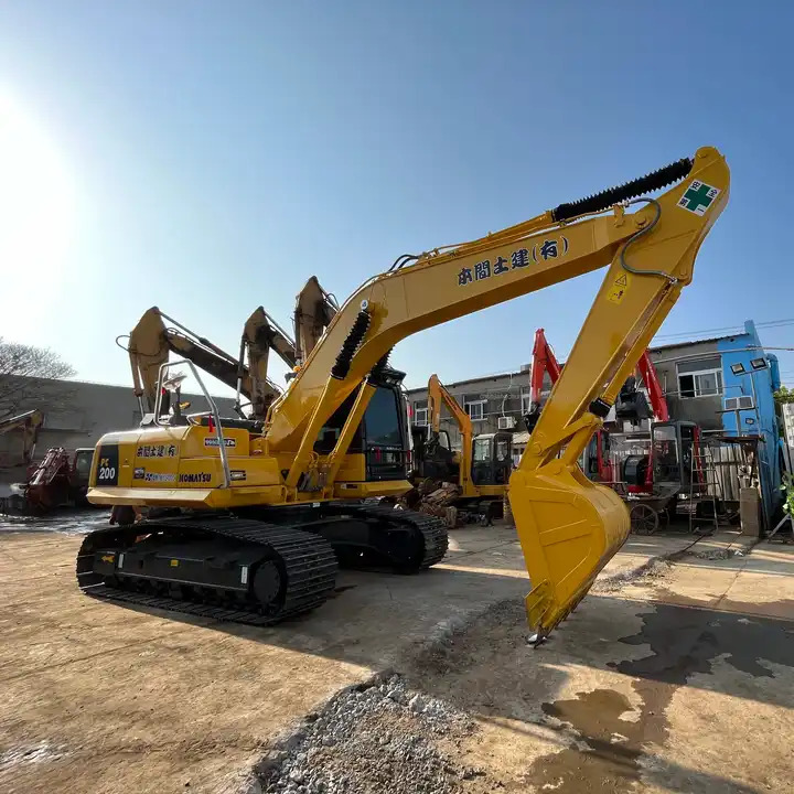 Low Working Hours 90% Brand New Komatsu Pc200-8 Excavator Used Excavators With Complete Purchase And Maintenance Records - Excavadora: foto 1 Low Working Hours 90% Brand New Komatsu Pc200-8 Excavator Used Excavators With Complete Purchase And Maintenance Records - Excavadora: foto 1