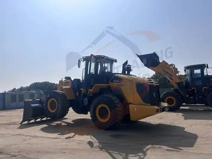 Low running hours Original LiuGong Wheel Loader 856H in Good Condition with LOW PRICE - Cargadora de ruedas: foto 5 Low running hours Original LiuGong Wheel Loader 856H in Good Condition with LOW PRICE - Cargadora de ruedas: foto 5