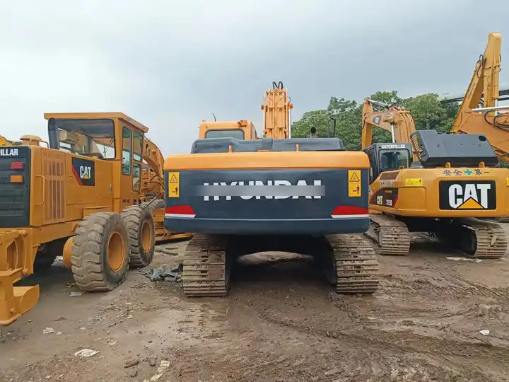 Second hand Crawler Original Hyundai Excavator R220L VS-9S  220LC 215LC for Sale Used Hyundai Excavator Hyundai - Excavadora de cadenas: foto 3 Second hand Crawler Original Hyundai Excavator R220L VS-9S  220LC 215LC for Sale Used Hyundai Excavator Hyundai - Excavadora de cadenas: foto 3