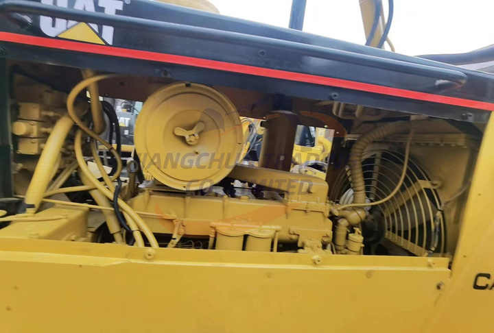 Used Good Condition dozer cat d7g bulldozer Well Maintanced Second hand Caterpillar D7G Crawler Bulldozers D7G D7H D7R - Bulldozer: foto 5 Used Good Condition dozer cat d7g bulldozer Well Maintanced Second hand Caterpillar D7G Crawler Bulldozers D7G D7H D7R - Bulldozer: foto 5