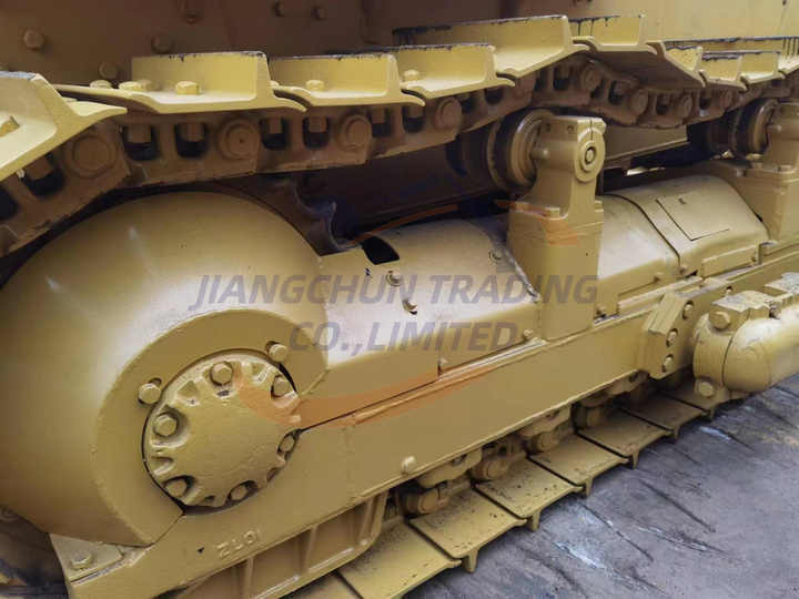 Used Good Condition dozer cat d7g bulldozer Well Maintanced Second hand Caterpillar D7G Crawler Bulldozers D7G D7H D7R - Bulldozer: foto 4 Used Good Condition dozer cat d7g bulldozer Well Maintanced Second hand Caterpillar D7G Crawler Bulldozers D7G D7H D7R - Bulldozer: foto 4