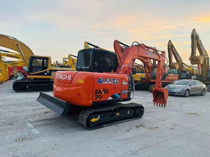 Used Japanese Excavator Hitachi 70 for Sale Hitachi 70 Excavator Hitachi Zx70 - Excavadora: foto 4 Used Japanese Excavator Hitachi 70 for Sale Hitachi 70 Excavator Hitachi Zx70 - Excavadora: foto 4