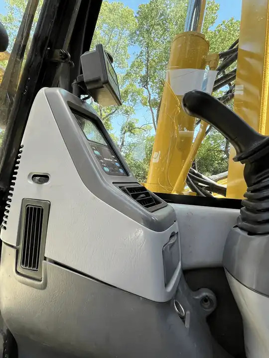 Used Komatsu PC 78 with Good Condition in Shanghai - Excavadora: foto 4 Used Komatsu PC 78 with Good Condition in Shanghai - Excavadora: foto 4