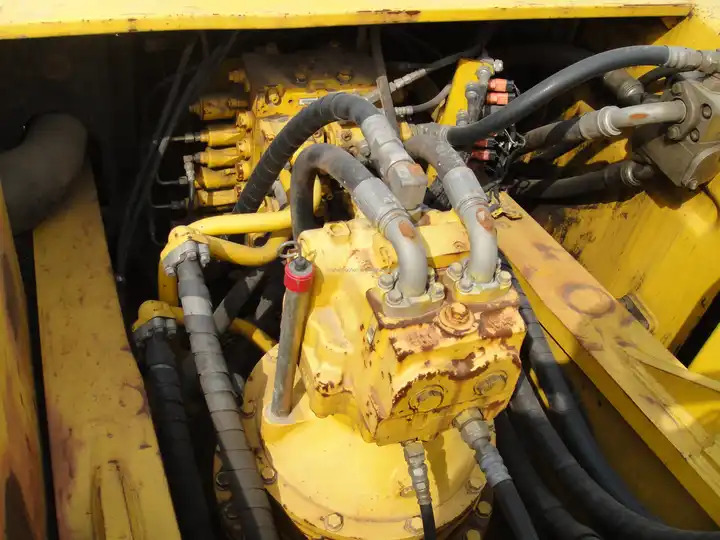 Used Komatsu excavator PC450-7 in good condition for sale - Excavadora de cadenas: foto 5 Used Komatsu excavator PC450-7 in good condition for sale - Excavadora de cadenas: foto 5