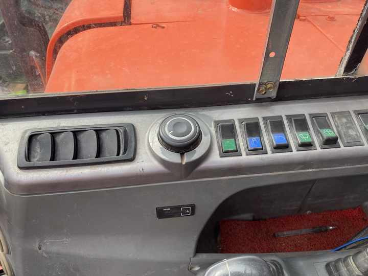 Excavadora de cadenas Used excavator doosan dx60 excavators earth-moving machinery doosan dx60 dx80 dx75 dx225 for sale: foto 6 Excavadora de cadenas Used excavator doosan dx60 excavators earth-moving machinery doosan dx60 dx80 dx75 dx225 for sale: foto 6