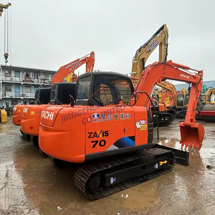 Mini hitachi excavator 7 ton zx70 Hitachi digger Hitachi zx70 used excavator crawler - Excavadora de cadenas: foto 1 Mini hitachi excavator 7 ton zx70 Hitachi digger Hitachi zx70 used excavator crawler - Excavadora de cadenas: foto 1