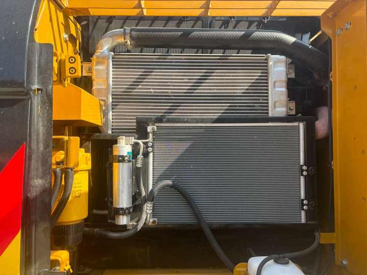 Used Excavator cat 320dsed Excavator Original Crawler Used CAT 320 Excavator 320D Caterpillar Machinery - Excavadora de cadenas: foto 5 Used Excavator cat 320dsed Excavator Original Crawler Used CAT 320 Excavator 320D Caterpillar Machinery - Excavadora de cadenas: foto 5