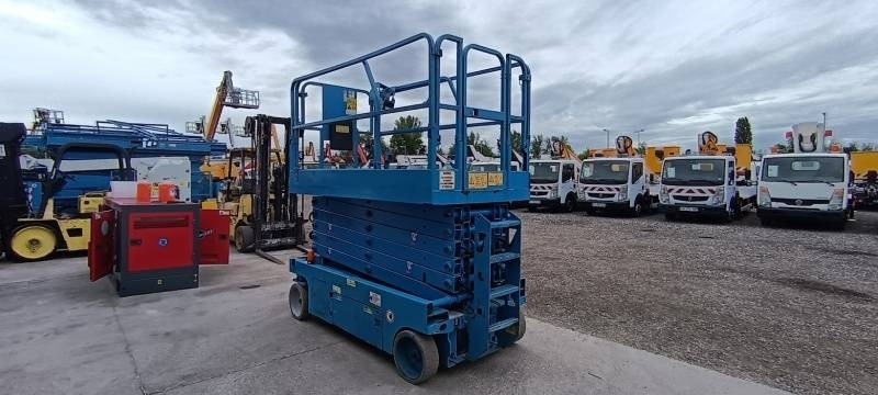 Genie GS4047 - 13,7m - electric - Plataforma de tijeras: foto 1 Genie GS4047 - 13,7m - electric - Plataforma de tijeras: foto 1