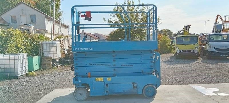 Genie GS4047 - 13,7m - electric - Plataforma de tijeras: foto 5 Genie GS4047 - 13,7m - electric - Plataforma de tijeras: foto 5