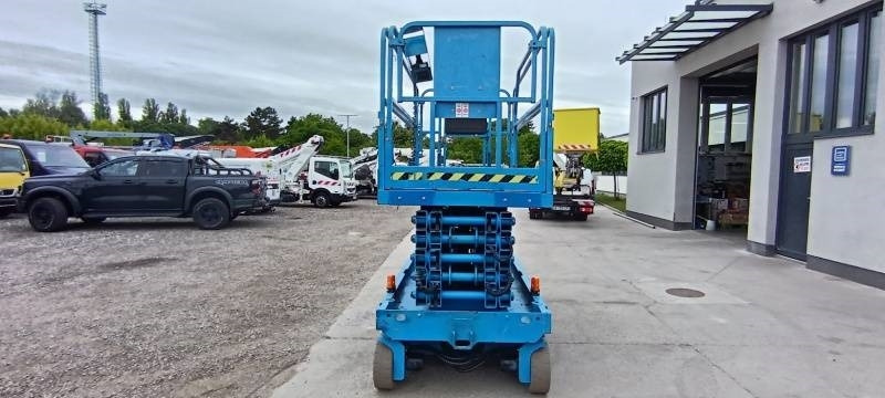 Genie GS4047 - 13,7m - electric - Plataforma de tijeras: foto 3 Genie GS4047 - 13,7m - electric - Plataforma de tijeras: foto 3