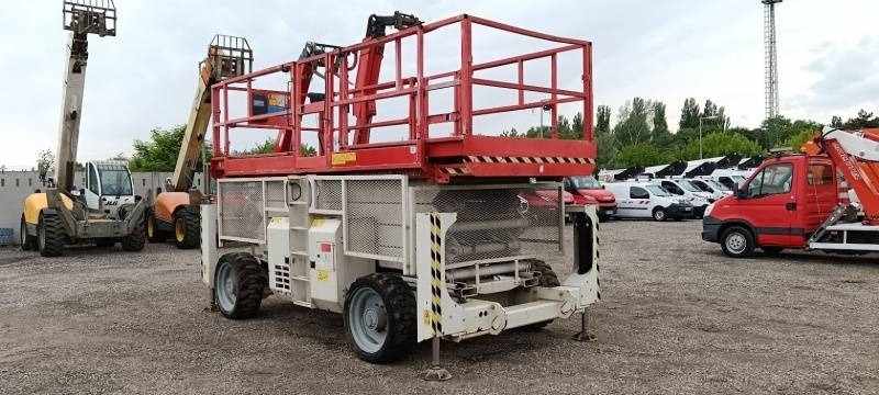 Genie GS4390 - 15,11m, diesel, 4x4 - Plataforma de tijeras: foto 1 Genie GS4390 - 15,11m, diesel, 4x4 - Plataforma de tijeras: foto 1