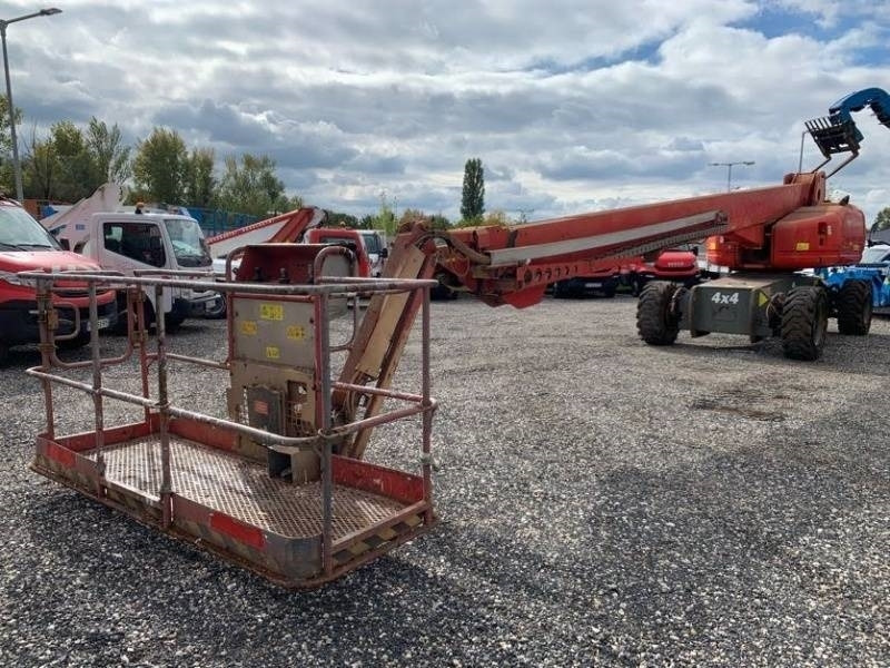 Genie S-105 - 34 m - 4x4 - diesel - Plataforma articulada: foto 2 Genie S-105 - 34 m - 4x4 - diesel - Plataforma articulada: foto 2