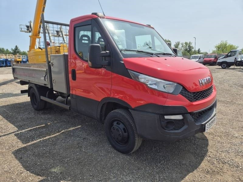 Iveco 35C13 - Tipper - Camión volquete: foto 2 Iveco 35C13 - Tipper - Camión volquete: foto 2