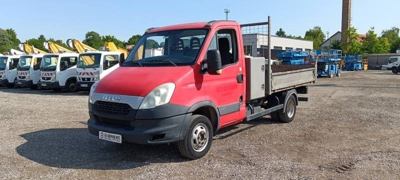 Iveco 35C13 - Tipper - Camión volquete: foto 4 Iveco 35C13 - Tipper - Camión volquete: foto 4