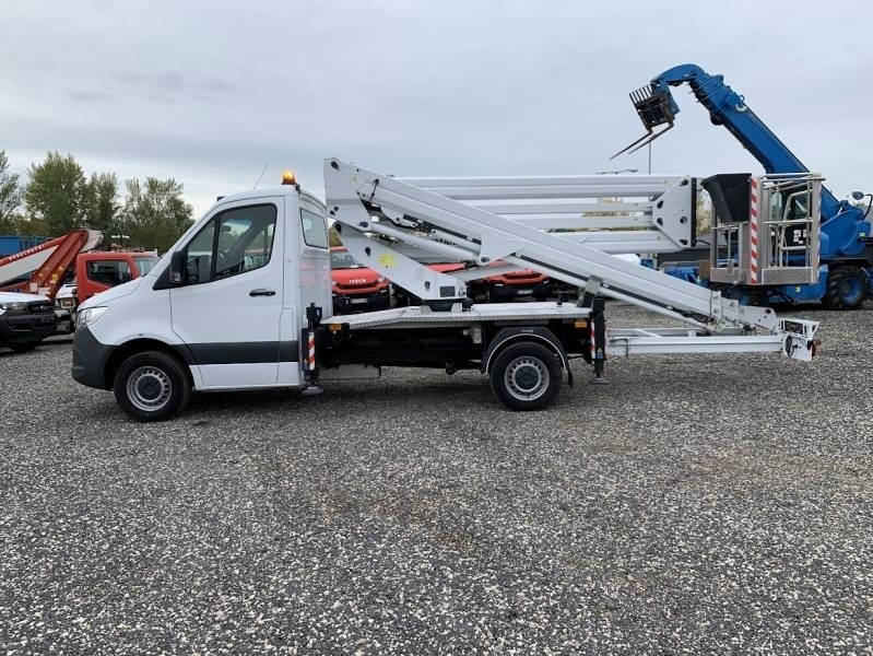 Mercedes-Benz Sprinter Ruthmann-Ecoline RS240 - 23,6m - 250 kg - Camión con plataforma elevadora: foto 5 Mercedes-Benz Sprinter Ruthmann-Ecoline RS240 - 23,6m - 250 kg - Camión con plataforma elevadora: foto 5