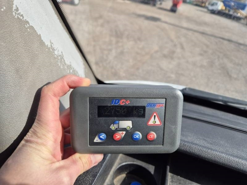 Camión volquete Mercedes-Benz Tipper: foto 14