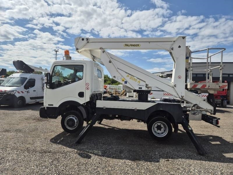 Nissan Cabstar Palfinger P200A - 20m - 200 kg - Camión con plataforma elevadora: foto 5 Nissan Cabstar Palfinger P200A - 20m - 200 kg - Camión con plataforma elevadora: foto 5