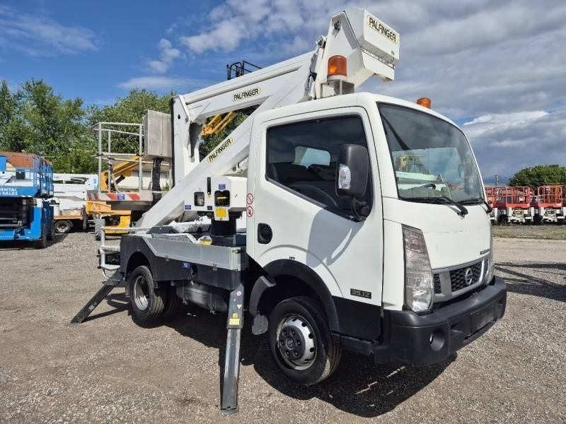 Nissan Cabstar Palfinger P200A - 20m - 200 kg - Camión con plataforma elevadora: foto 1 Nissan Cabstar Palfinger P200A - 20m - 200 kg - Camión con plataforma elevadora: foto 1