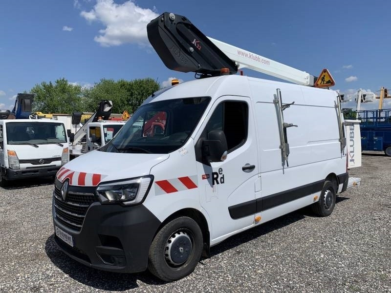 Renault Master Klubb K32 - 12,5 m, 120 kg - Camión con plataforma elevadora: foto 2 Renault Master Klubb K32 - 12,5 m, 120 kg - Camión con plataforma elevadora: foto 2