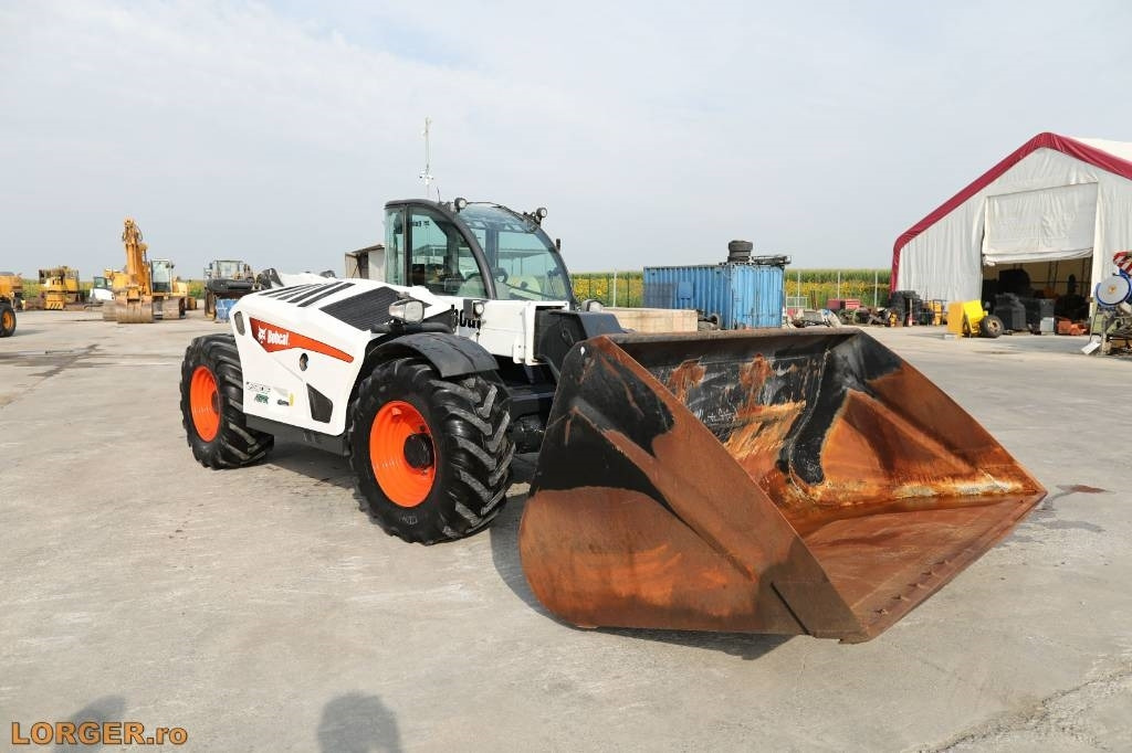 Bobcat TL38.70HF - Manipulador telescópico: foto 4 Bobcat TL38.70HF - Manipulador telescópico: foto 4