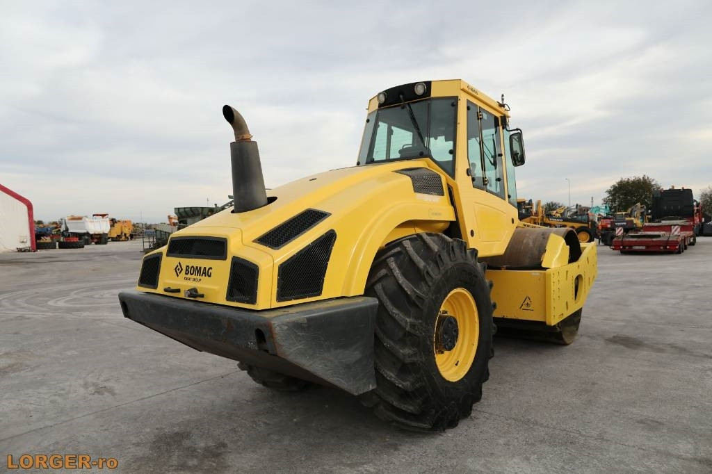 Bomag BW 216 D H-4 - Compactador: foto 3 Bomag BW 216 D H-4 - Compactador: foto 3