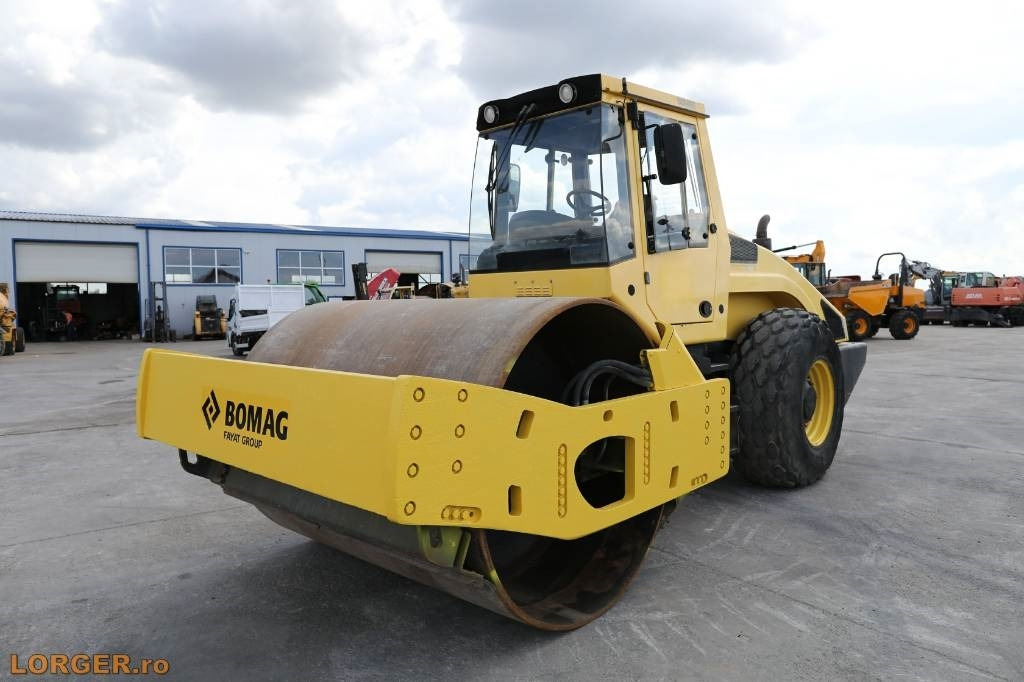 Bomag BW 219 D H-4 - Compactador: foto 1 Bomag BW 219 D H-4 - Compactador: foto 1