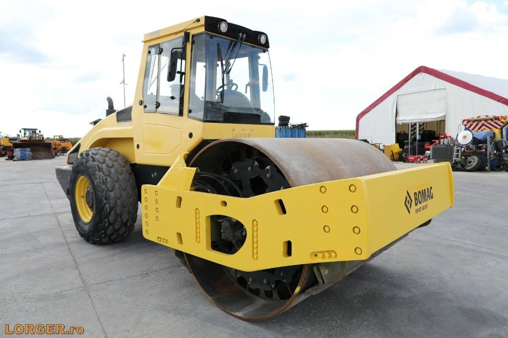 Bomag BW 219 D H-4 - Compactador: foto 4 Bomag BW 219 D H-4 - Compactador: foto 4