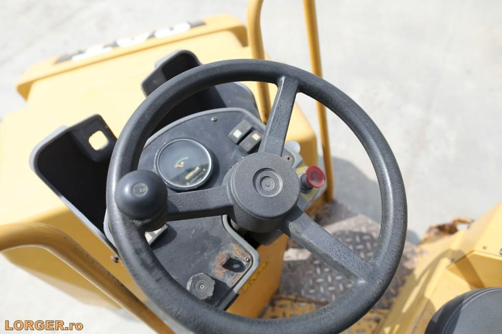 Apisonadora de asfalto CAT CB 224 E: foto 9 Apisonadora de asfalto CAT CB 224 E: foto 9