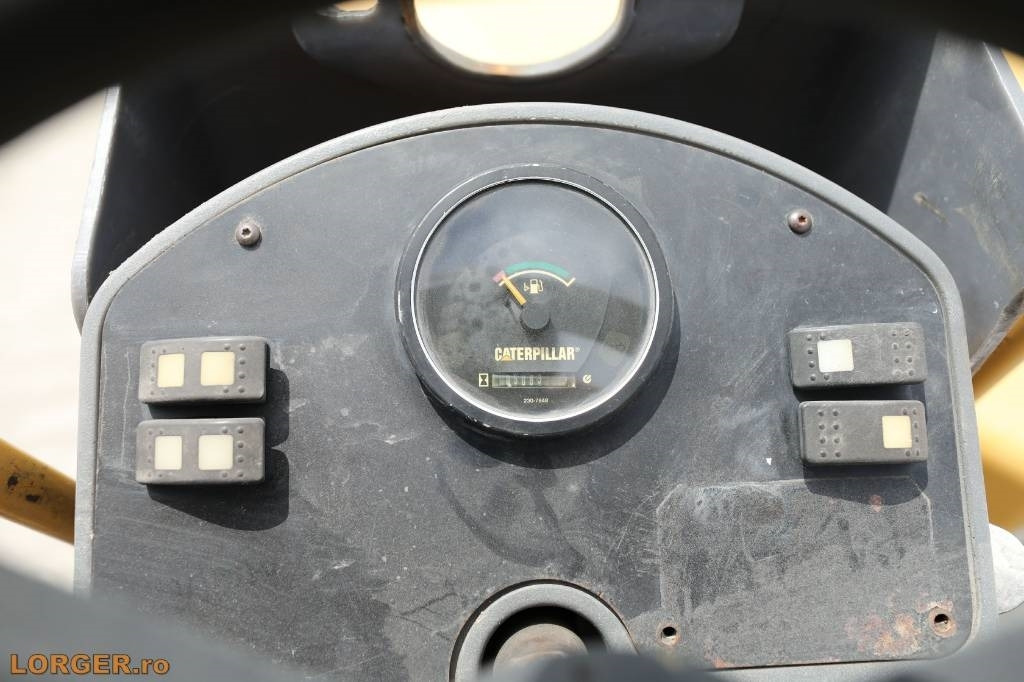 Apisonadora de asfalto CAT CB 224 E: foto 10 Apisonadora de asfalto CAT CB 224 E: foto 10