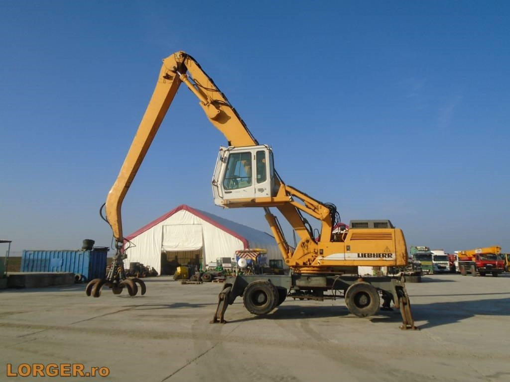 Liebherr A 934 B - Manipulador de materiales: foto 2 Liebherr A 934 B - Manipulador de materiales: foto 2