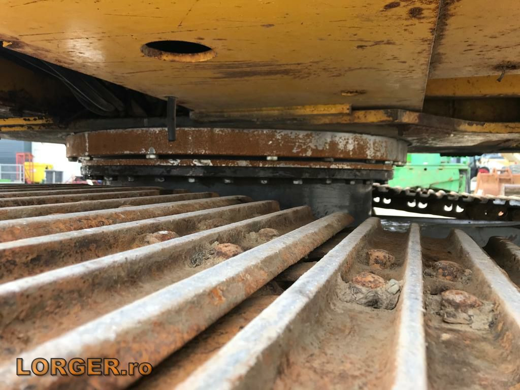 Excavadora de cadenas New Holland E 145: foto 9