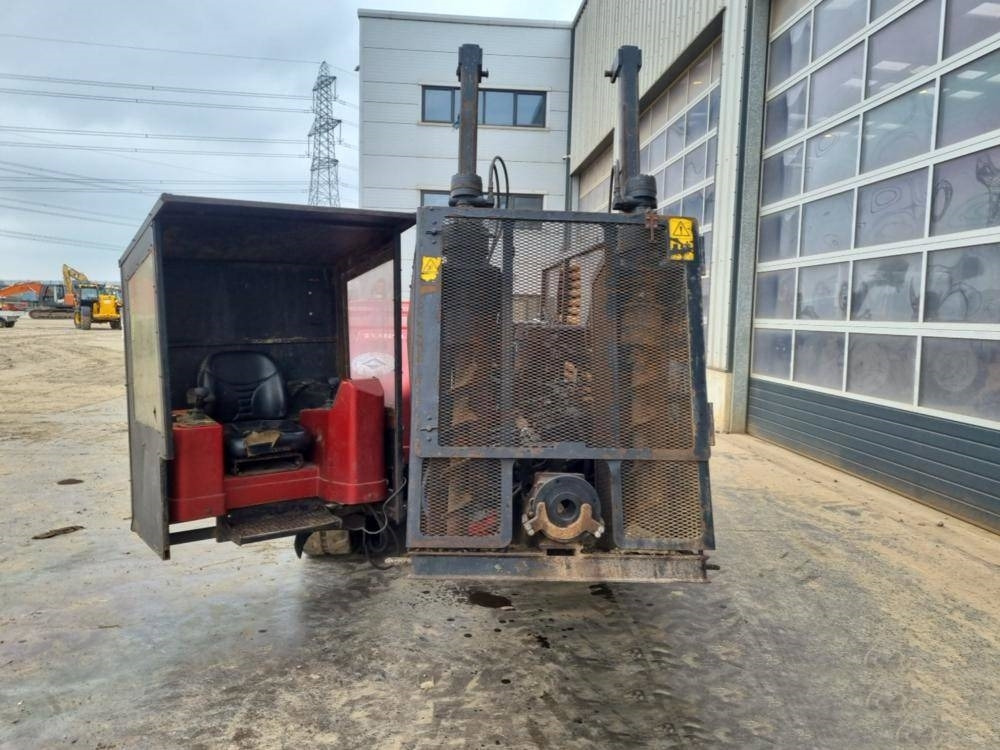 Toro DD4045 - Perforadora direccional horizontal: foto 4 Toro DD4045 - Perforadora direccional horizontal: foto 4