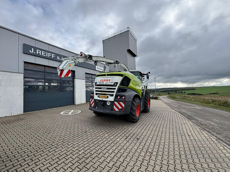 J.Reiff Sarl
Herr Stefan Neukirch - 77 Z.I in den - Cosechadora de forraje: foto 4 J.Reiff Sarl
Herr Stefan Neukirch - 77 Z.I in den - Cosechadora de forraje: foto 4