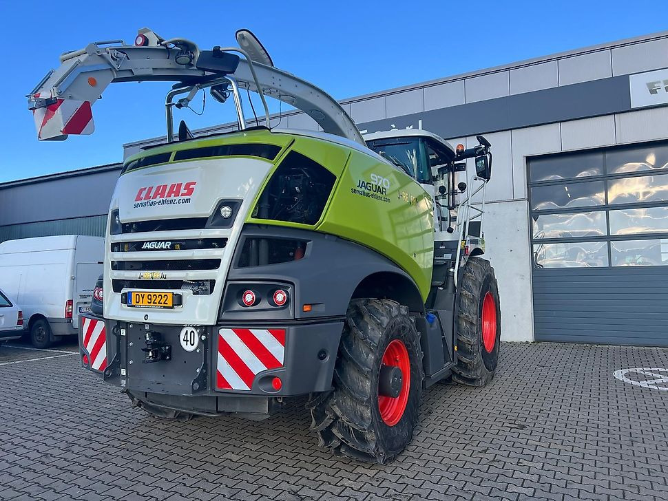 J.Reiff Sarl
Herr Stefan Neukirch - 77 Z.I in den - Cosechadora de forraje: foto 4 J.Reiff Sarl
Herr Stefan Neukirch - 77 Z.I in den - Cosechadora de forraje: foto 4