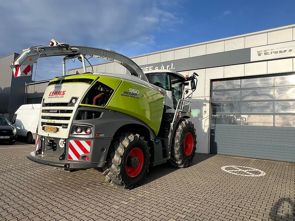 J.Reiff Sarl
Herr Stefan Neukirch - 77 Z.I in den - Cosechadora de forraje: foto 4 J.Reiff Sarl
Herr Stefan Neukirch - 77 Z.I in den - Cosechadora de forraje: foto 4