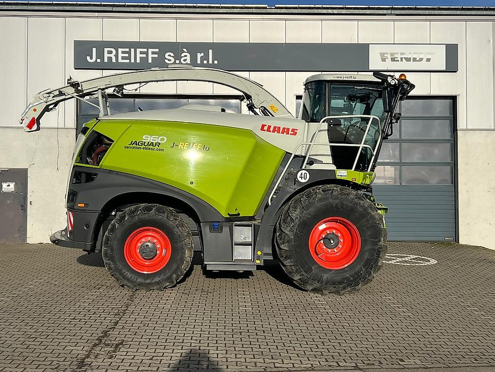 J.Reiff Sarl
Herr Stefan Neukirch - 77 Z.I in den - Cosechadora de forraje: foto 5 J.Reiff Sarl
Herr Stefan Neukirch - 77 Z.I in den - Cosechadora de forraje: foto 5