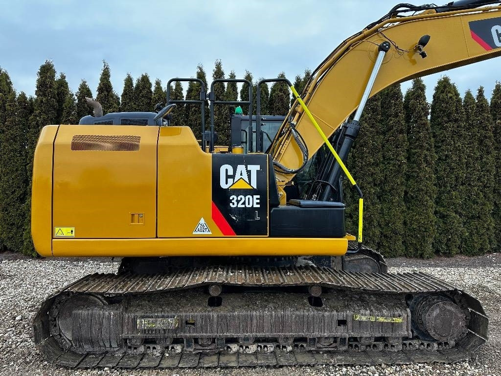 Excavadora de cadenas CAT 320 EL: foto 7