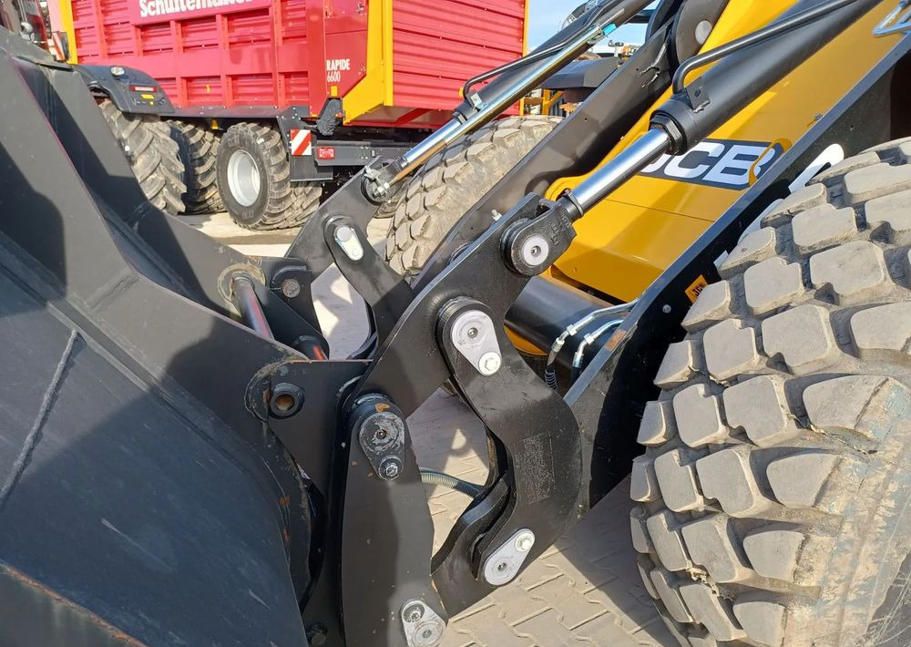 Excavadora de ruedas JCB 427 HT: foto 8