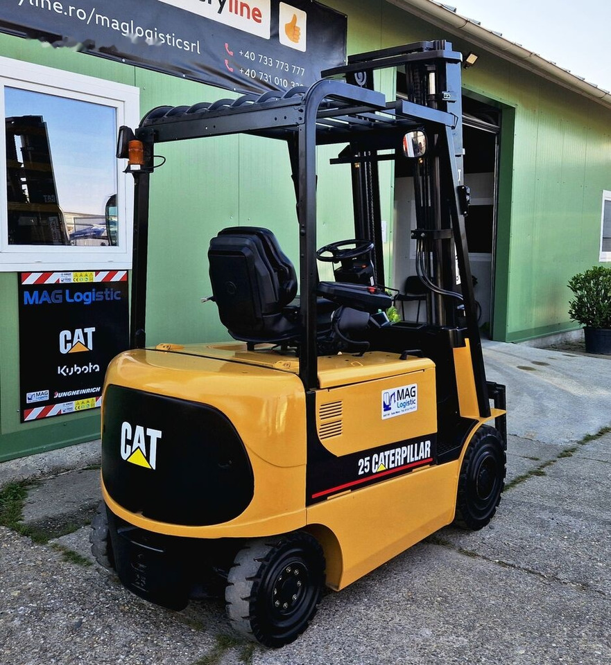 Caterpillar EP25 - Retráctil: foto 3 Caterpillar EP25 - Retráctil: foto 3