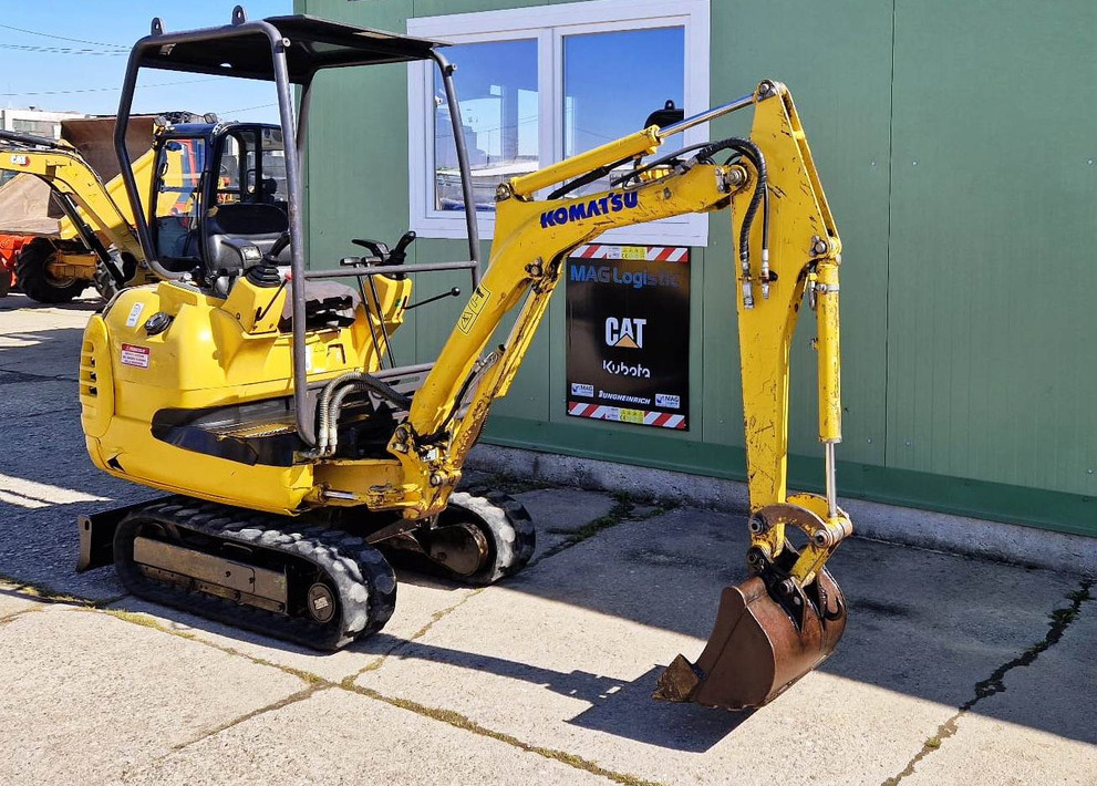 KOMATSU PC12R-8 - Miniexcavadora: foto 3 KOMATSU PC12R-8 - Miniexcavadora: foto 3