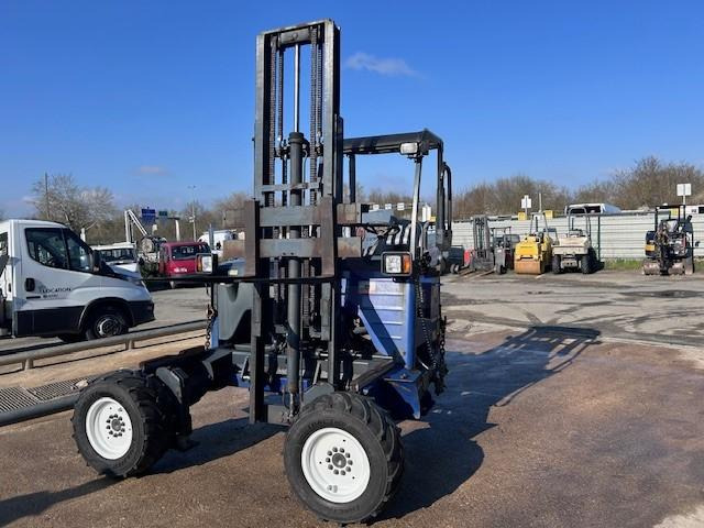 MOFFET M8-25.4 3X3X3 M8-25.4 MULTIDIRECTIONNEL - Carretilla elevadora transportable: foto 4 MOFFET M8-25.4 3X3X3 M8-25.4 MULTIDIRECTIONNEL - Carretilla elevadora transportable: foto 4
