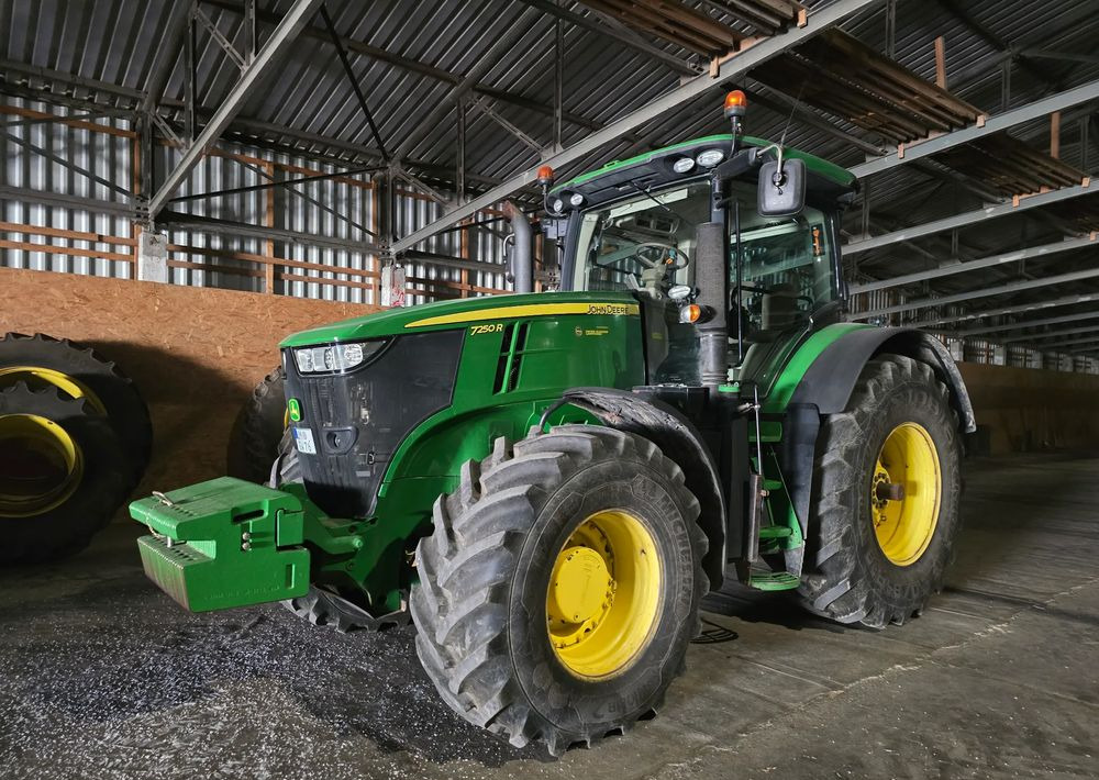 John Deere 7250R - Tractor: foto 1 John Deere 7250R - Tractor: foto 1