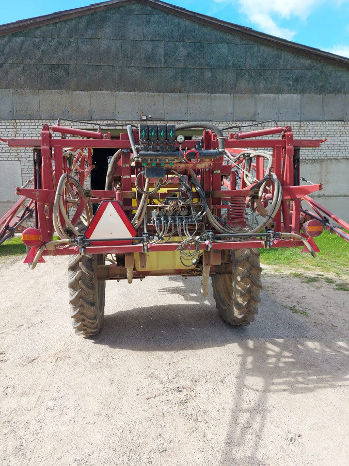 HARDI Ranger 2500 - Pulverizador arrastrado: foto 4 HARDI Ranger 2500 - Pulverizador arrastrado: foto 4