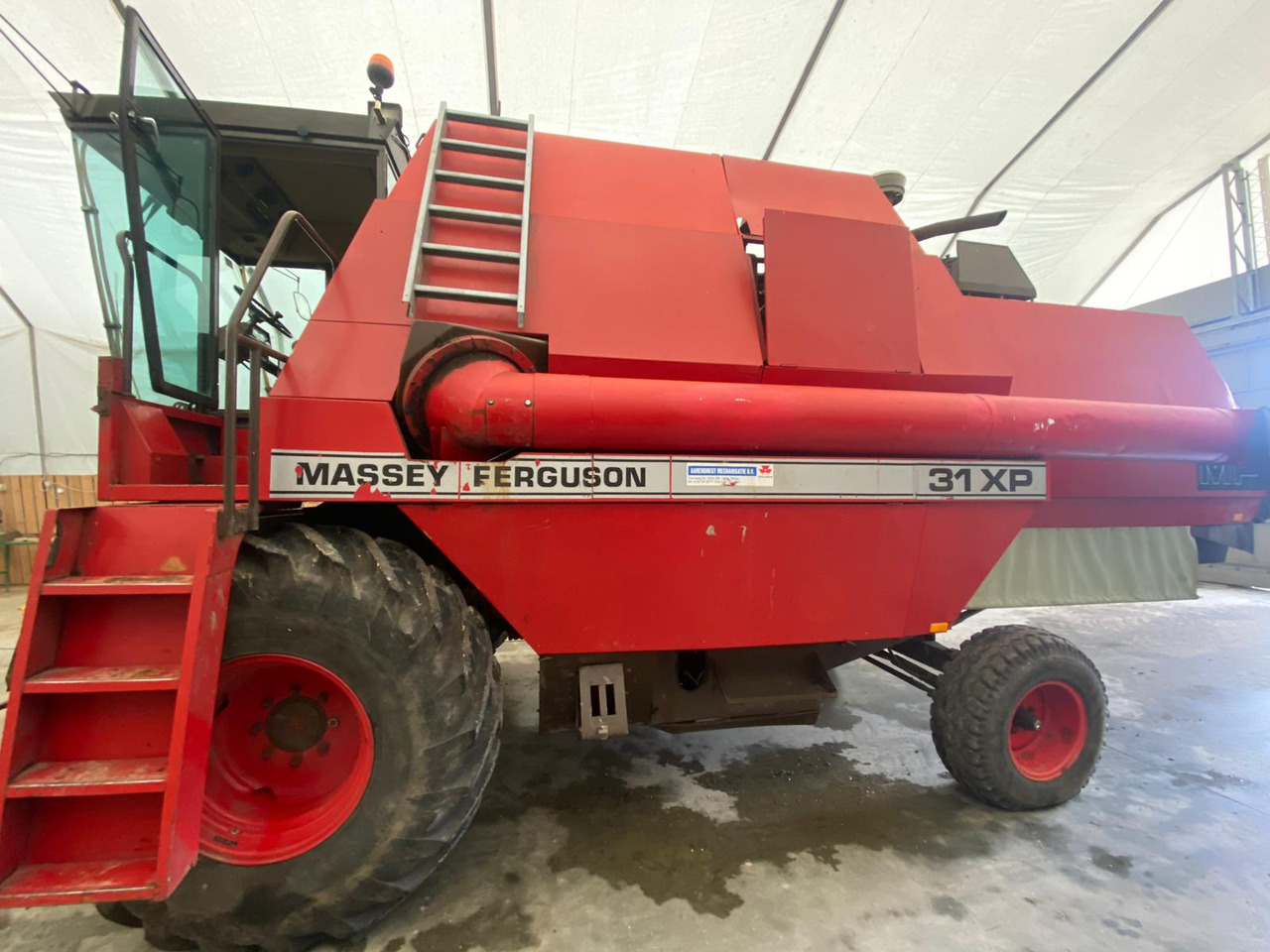 MASSEY FERGUSON 31PX - Ensiladora arrastrada: foto 1 MASSEY FERGUSON 31PX - Ensiladora arrastrada: foto 1